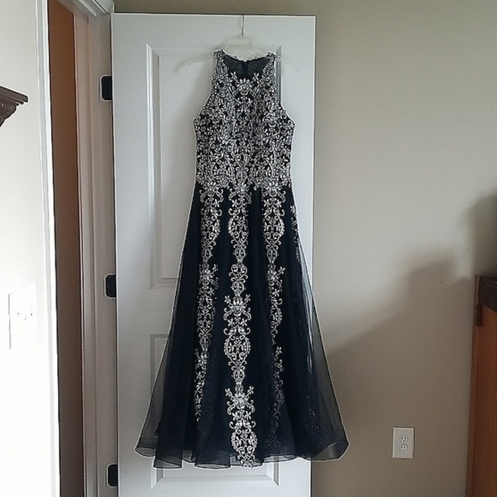 Jovani JVN Black/Silver Full Length Gown
